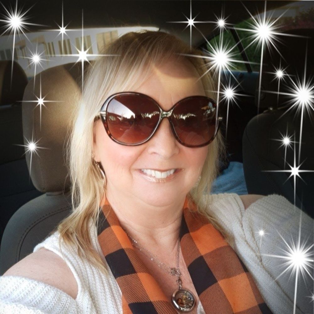 Meet your Posher, Susette